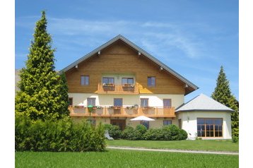 Avstrija Privát Mondsee, Eksterier